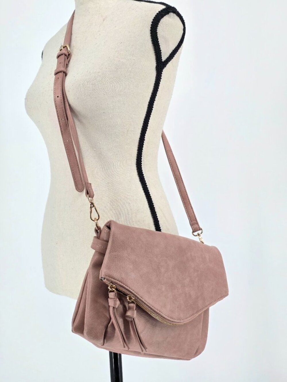 Urban Expressions Erin Foldover Crossbody Bag Clutch - Blush Pink Mauve